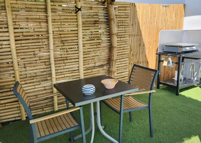 Апартаменты La Maison Marilyne - T2 Avec Piscine Privative *